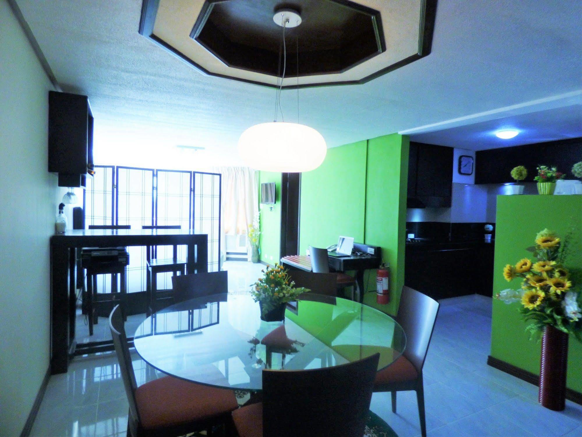 Manila Bay Serviced Apartments Exterior foto